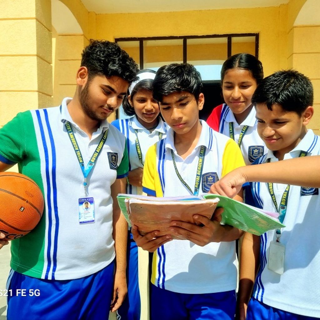 STUDENTS COUNCIL